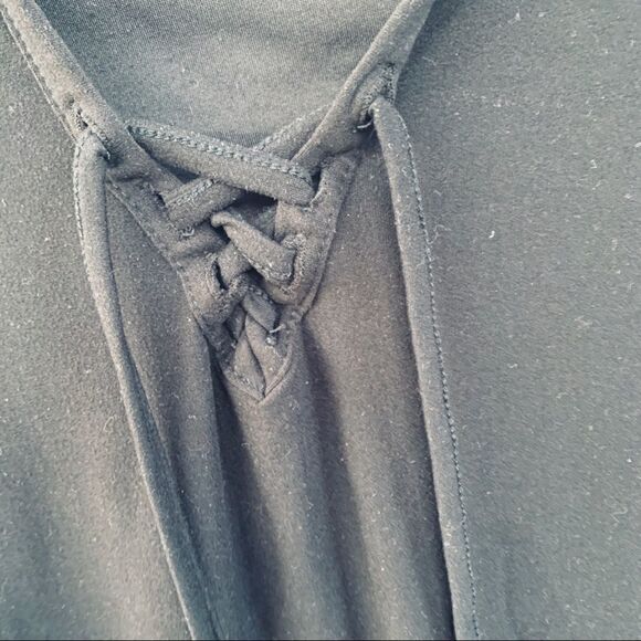 No Boundaries top hooded pocket lace up thin XS - Picture 2 of 8